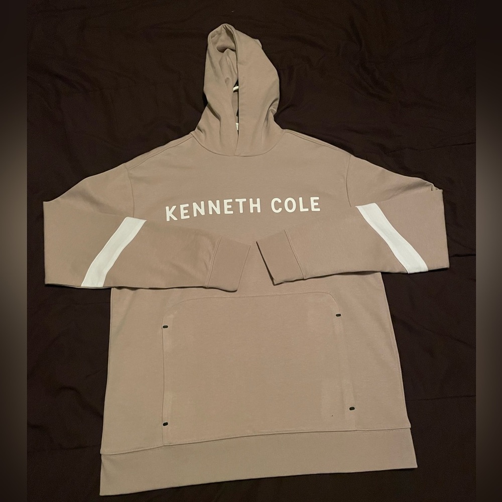 New With Tags Kenneth Cole Large Men’s Pullover Hooded Sweatshirt